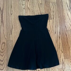 Strapless express dress